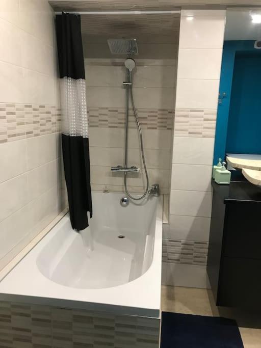 Paisible Logement Tout Equipe Pour 1 A 6 Personnes Ebersheim Екстериор снимка